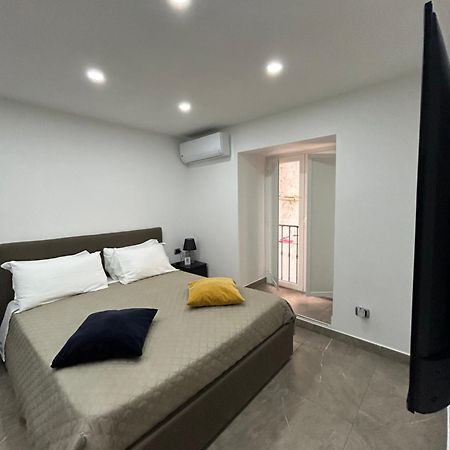 Casina Al Duomo Apartment Naples Exterior photo